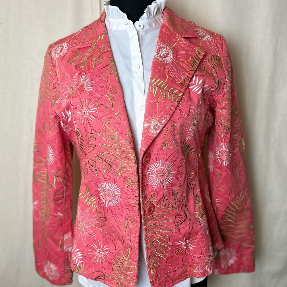 Size 10 Marissa Christina blazer. Beautifully embroidered floral design all over